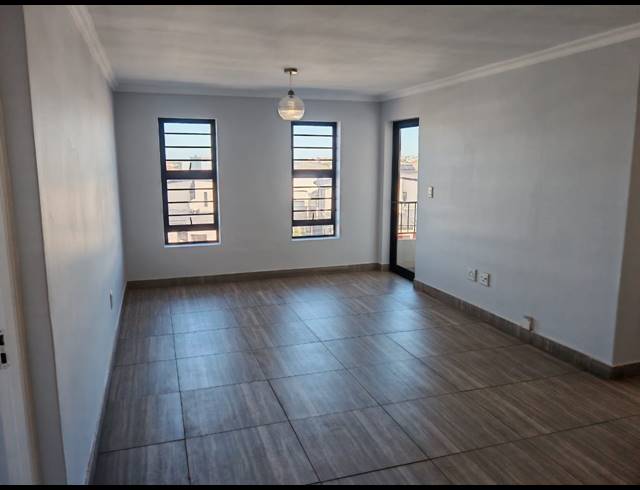 3 BEDROOM APARTMENT FOR SALE IN PARKLANDS NORTH